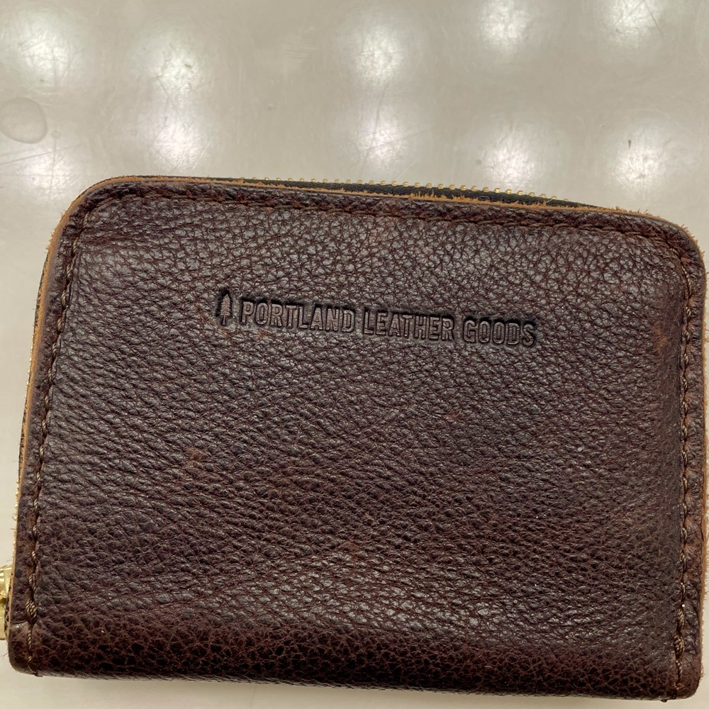 Portland Leather small zip wallet.  Only used 3 times!